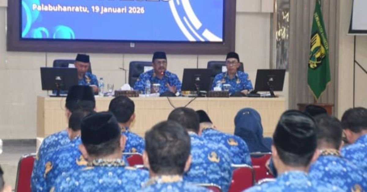 Rapat Dinas yang di pimpin Bupati Sukabumi H.Asep Japar di Aula Setda