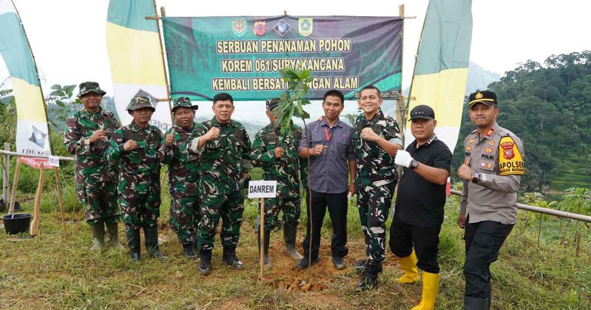Danrem 061/SK Soroti Ancaman Bencana, Gerakan Tanam Pohon di Sentul Jadi Langkah Strategis