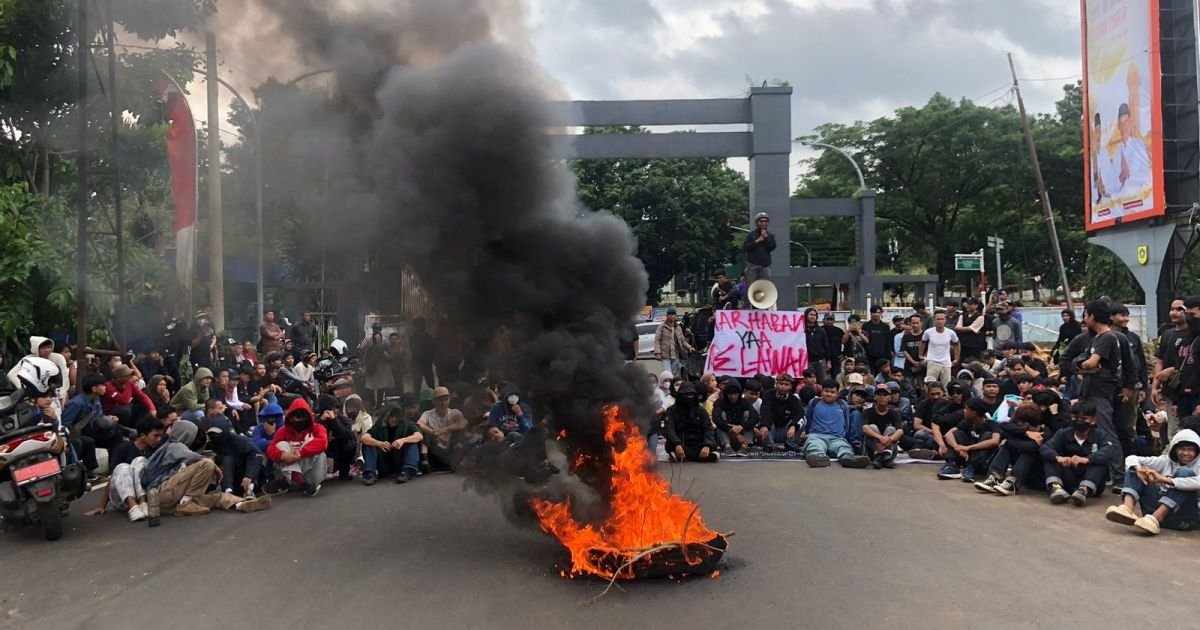 RMB Kembali Gelar Aksi Di Tegar Beriman, Tolak Pokir Pengadaan Videotron Rp 100 Miliar